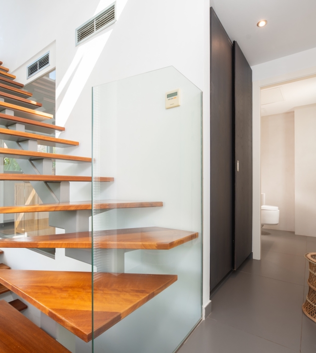 Resa Estates Ibiza Jesus townhouse 3 bedrooms te koop sale trap.jpg